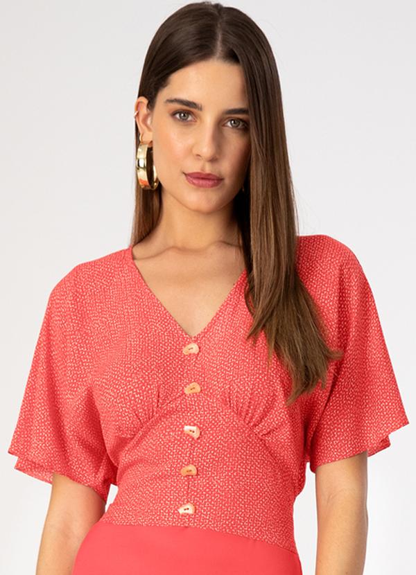 Lunender - Blusa Cropped Ampla Estampada com Botões Salmao