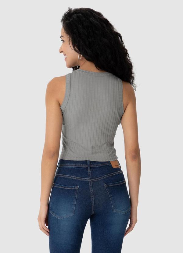 Malwee - Blusa Cropped Canelada Cinza 3