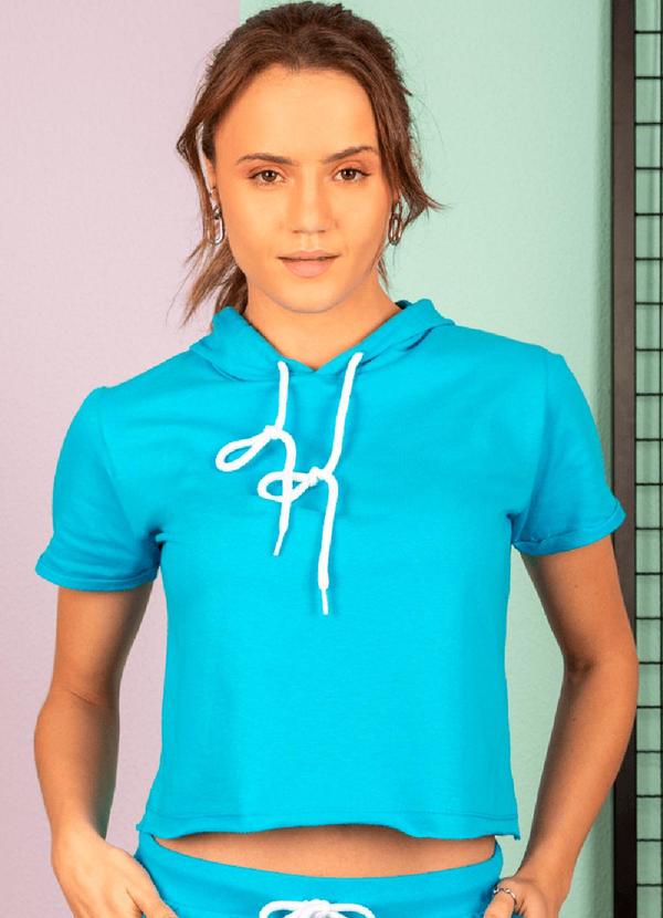 Hiatto Confecção - Blusa Cropped de Moletinho Azul