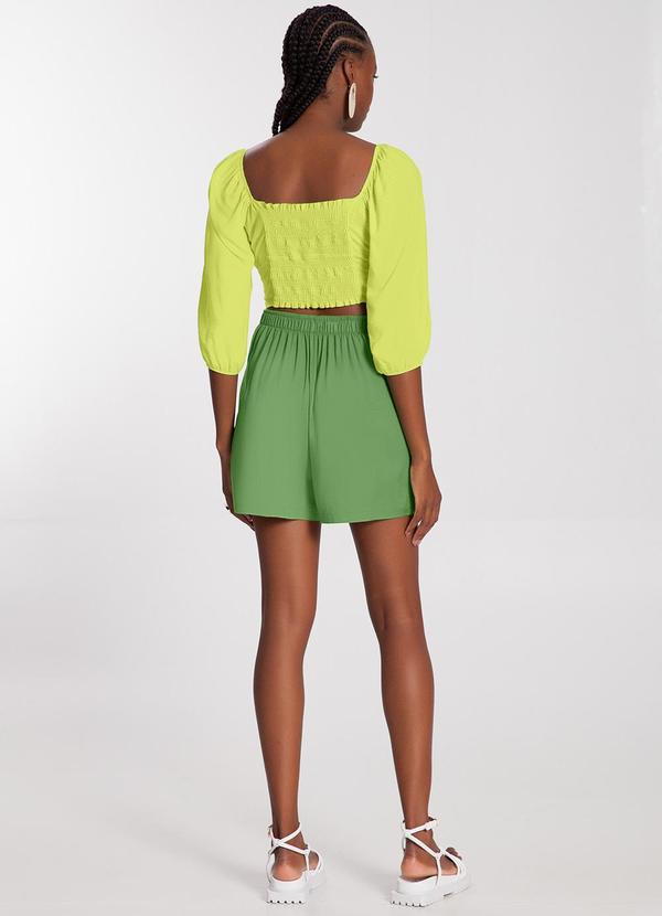 Lunender - Blusa Cropped em Viscose Verde 4