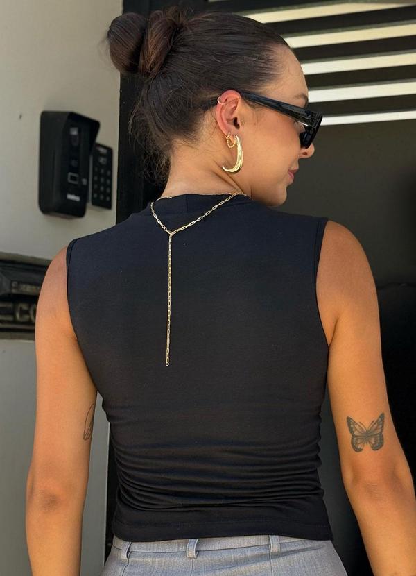 Choyee - Blusa Cropped Manga Assimétrica em Cotton Preto 2