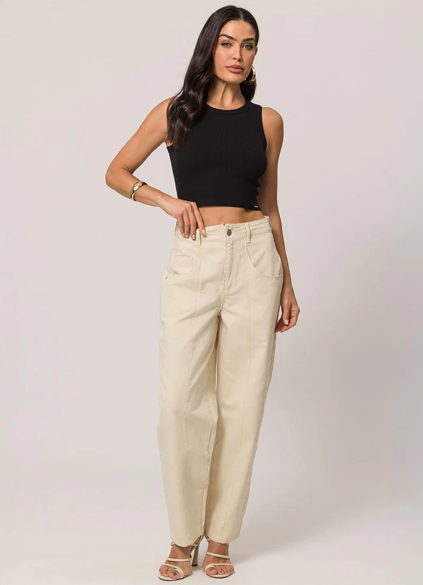 Doce Trama - Blusa Cropped sem Manga em Ribana Casual Preto 3