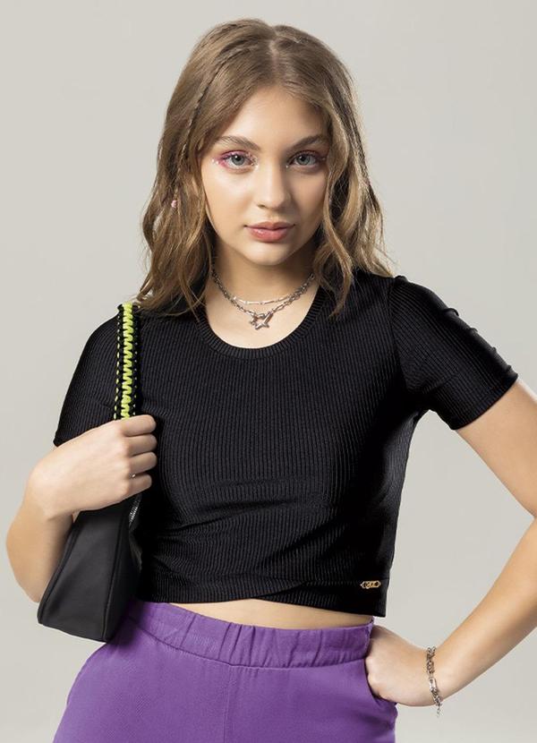 Bjoe - Blusa Feminina Estilo Cropped em Canelado Preto