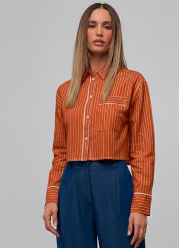 Carlota Costa - Camisa Cropped com Vivos Vermelho 1
