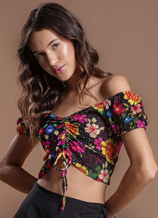 Choyee - Cropped com Túnel Centralizado Preto