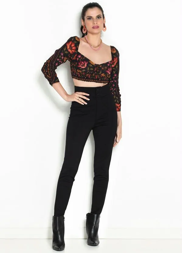 Farm - Cropped Delicadeza de Arara Viscose Preto 6