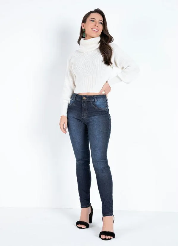 Janine - Cropped em Tricô Off White com Gola Alta 4