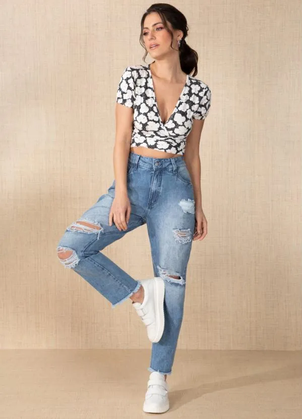 Quintess - Cropped Floral Preto com Amarração Frontal 3