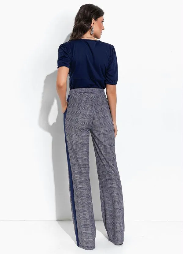 Moda Pop - Cropped Marinho com Recortes no Busto 4