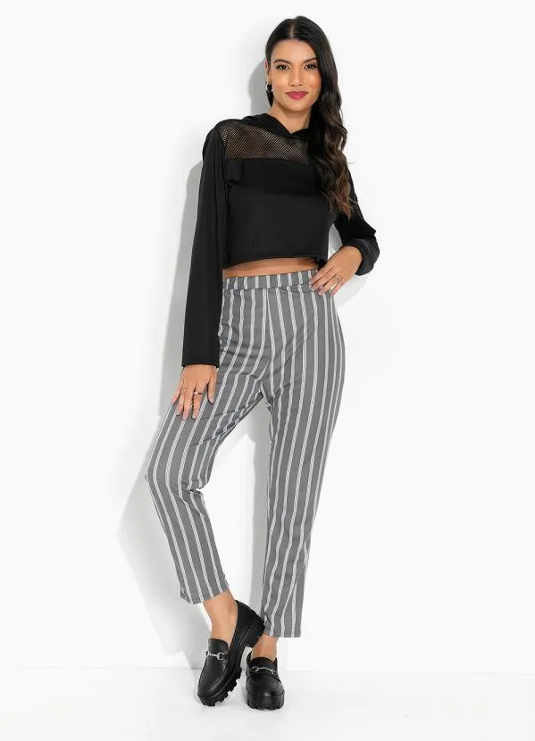 Moda Pop - Cropped Preta com Detalhe de Transparência 4