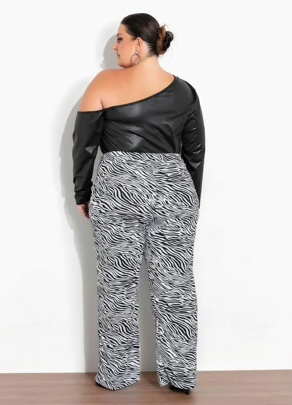 Marguerite - Cropped Preto com Decote Assimétrico Plus Size