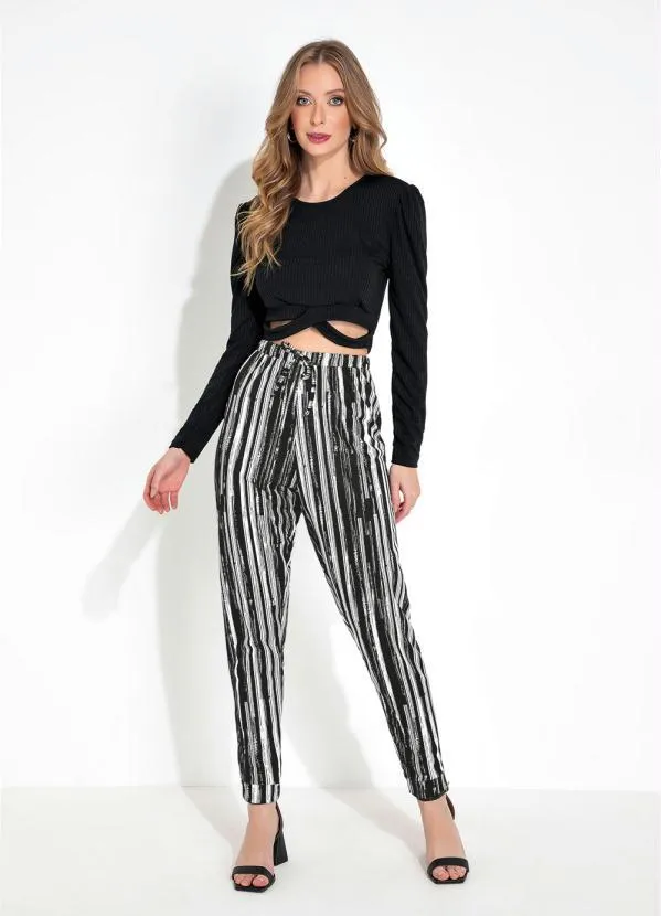 Moda Pop - Cropped Preto com Mangas Longas 4