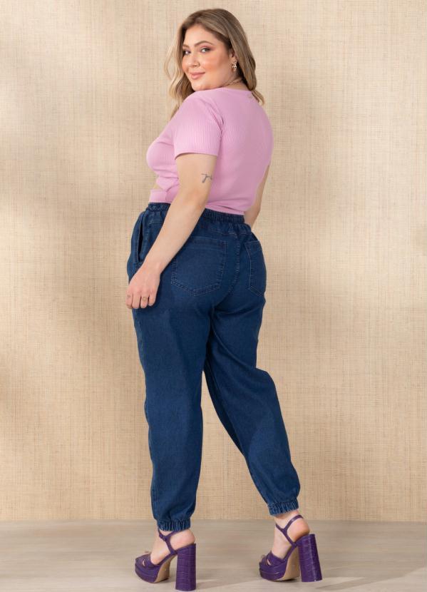 Outlet - Cropped Rosa com Recorte Vazado 10