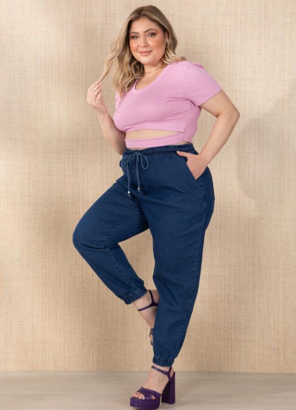 Outlet - Cropped Rosa com Recorte Vazado 11