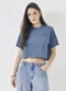 Sofie - T-Shirt Cropped com Aplique Bordado Azul - variação: Azul