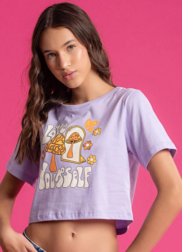 Choyee - T-Shirt Cropped com Estampa Colorida Roxo 1