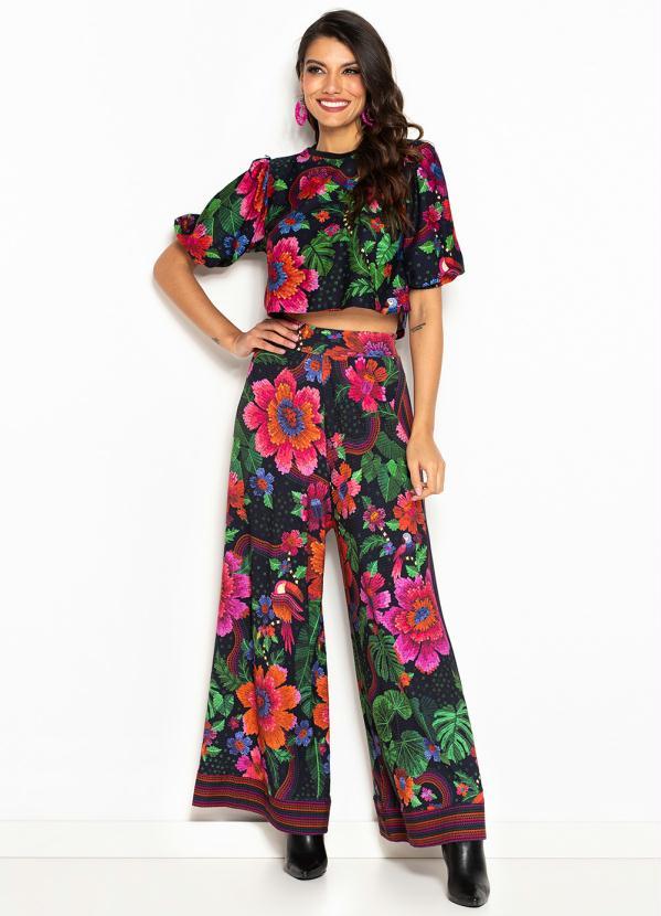 Farm - T-Shirt Cropped de Malha Manga Fofa Florescer Estampada 3