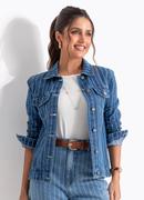 Jaqueta Azul Claro em Jeans Maquinetado