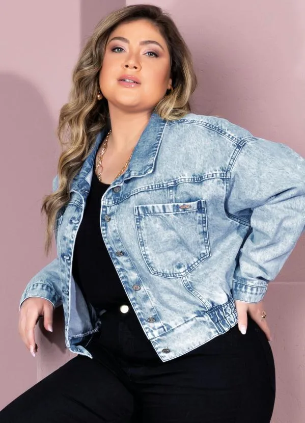 Quintess - Jaqueta Bomber Oversized Jeans Claro com Bolsos 5