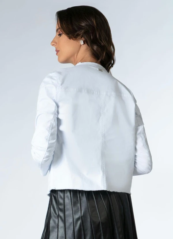 Quintess - Jaqueta Branca com Barra Desfiada 13