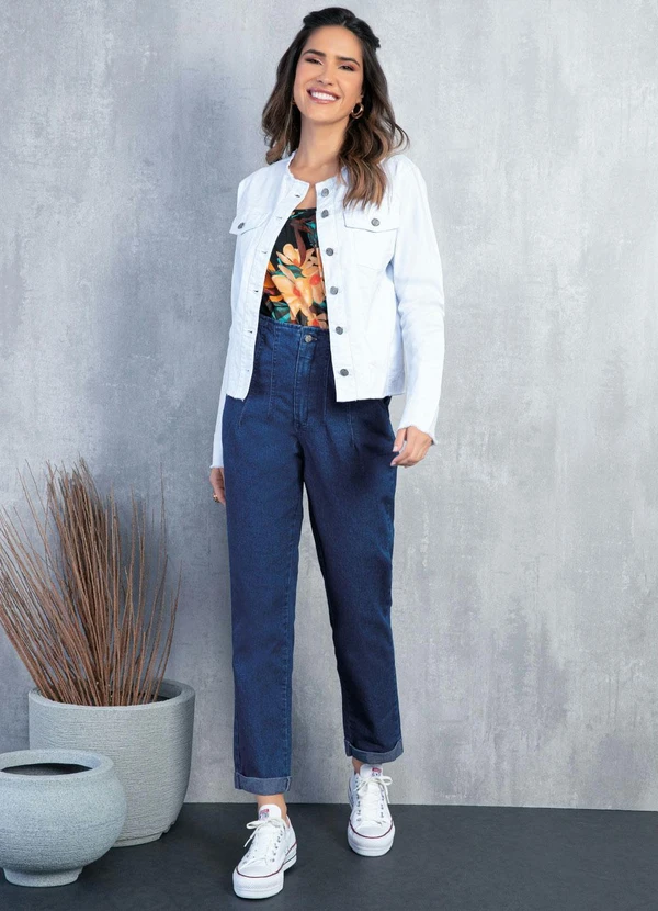 Quintess - Jaqueta Branca com Barra Desfiada 10