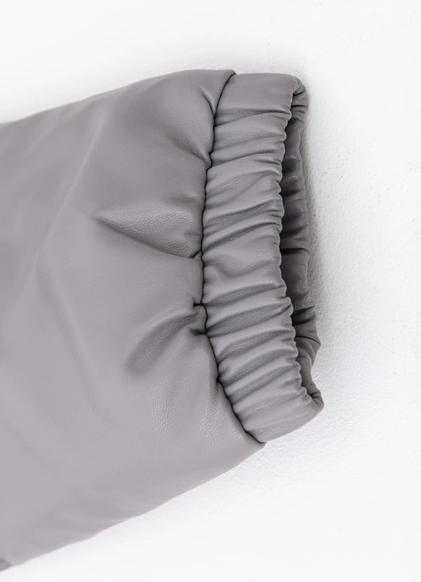 Quintess - Jaqueta Cinza em Pu 15