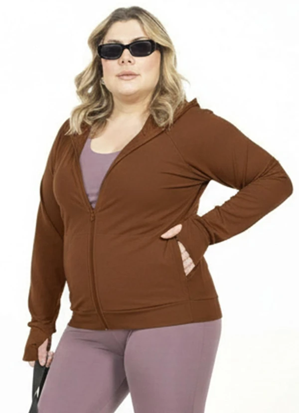 Cobertura - Jaqueta com Capuz Plus Size Marrom