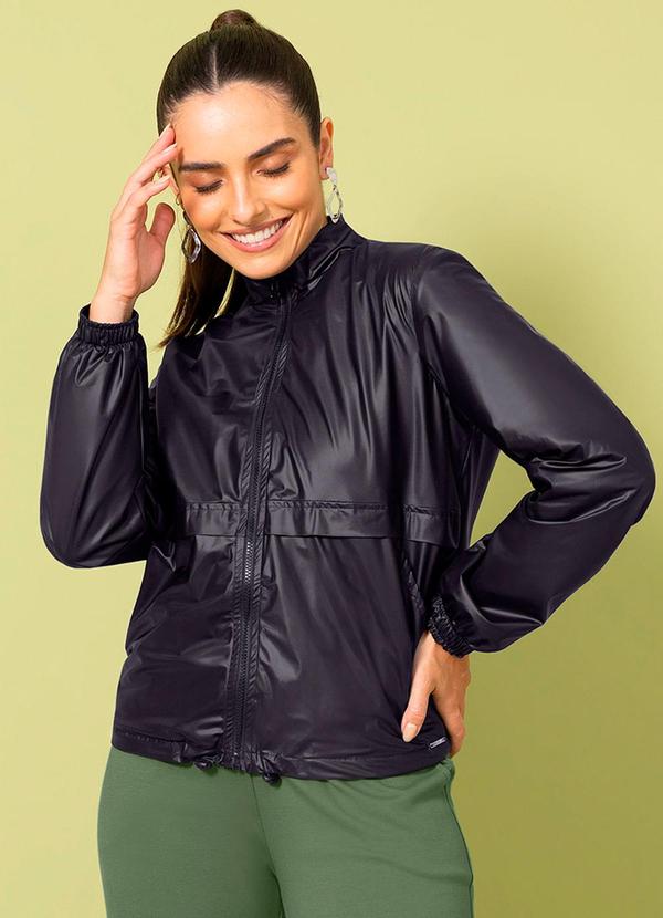 Cativa - Jaqueta Feminina Corta Vento com Bolsos Preto