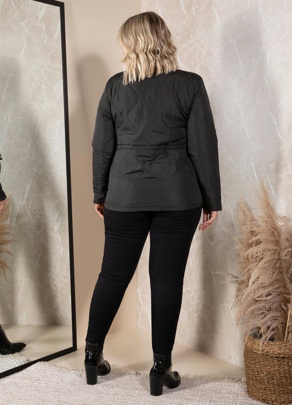 Quintess - Jaqueta Puff Preta com Regulador na Cintura 8