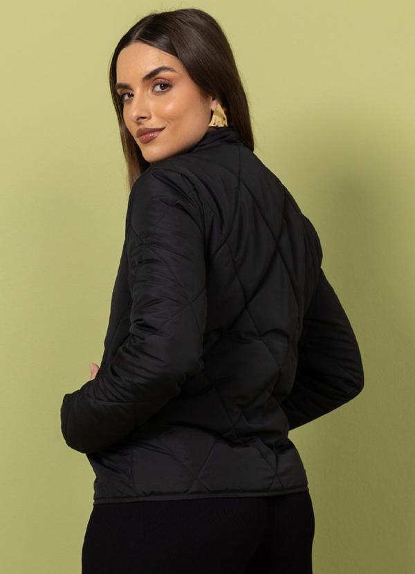 Cativa - Jaqueta Puffer com Zíper e Bolsos Preto 2