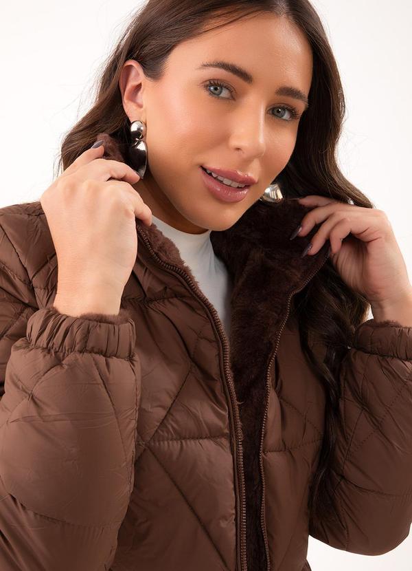 Quintess - Jaqueta Puffer Dupla Face Marrom em Matelassê 9