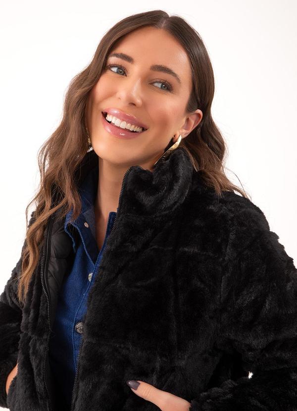 Quintess - Jaqueta Puffer Dupla Face Preto em Matelassê 2