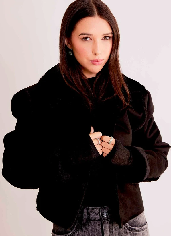 Sofie - Jaqueta Soft Dupla Face em Pelo e Suede Preto