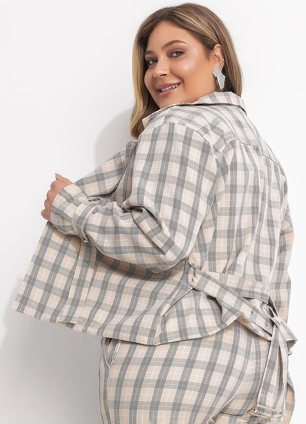 Quintess - Jaqueta Xadrez Bege em Alfaiataria com Cinto e Fivela 5