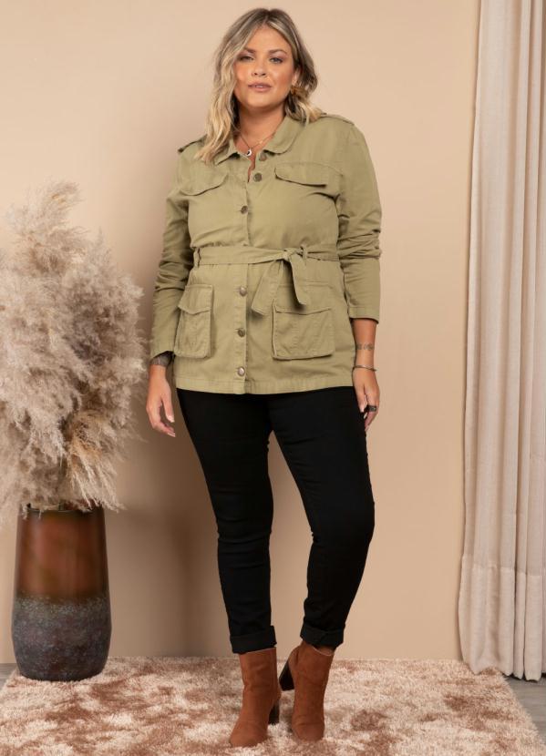 Quintess - Parka Verde com Bolsos Cargo e Faixa 8