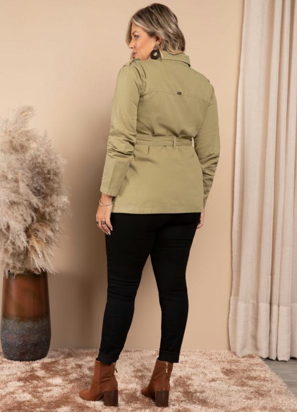 Quintess - Parka Verde com Bolsos Cargo e Faixa 9