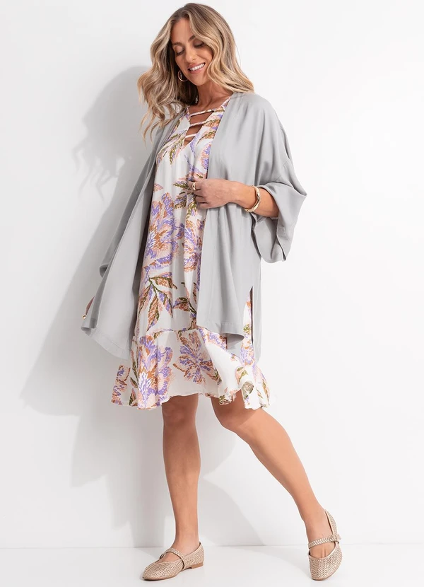 Quintess - Kimono Cinza Claro em Viscose Plana Sarjada 10