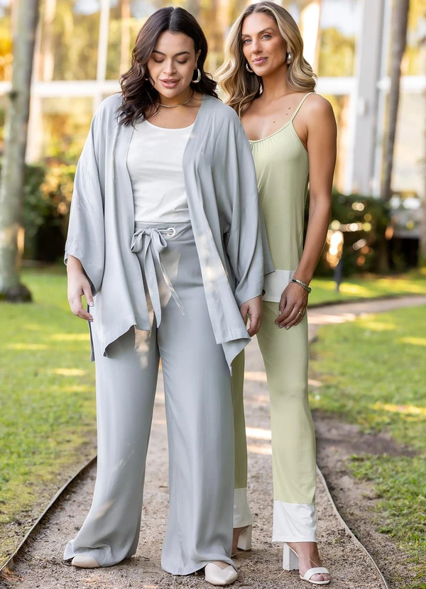 Quintess - Kimono Cinza Claro em Viscose Plana Sarjada 16