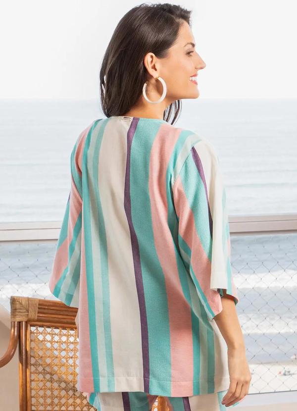 Quintess - Kimono Azul em Tecido Plano Listrado 2