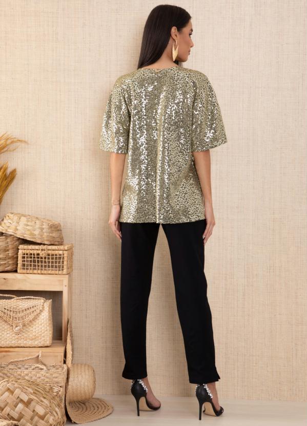 Queima Estoque - Kimono de Paetê Dourado com Mangas Curtas 4