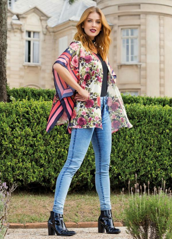 Quintess - Kimono Floral Amplo com Abertura Lateral 5