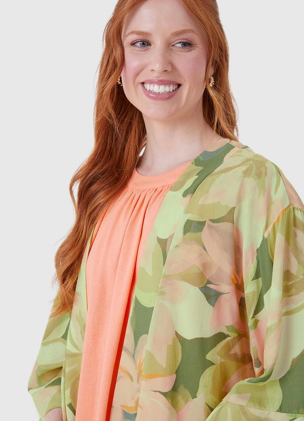 Malwee - Kimono Floral em Viscose Verde Limão 4