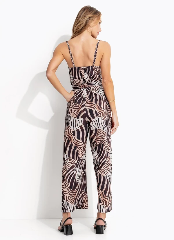 Quintess - Macacão Pantacourt Animal Print em Malha Fria com Alças Reguláveis 2