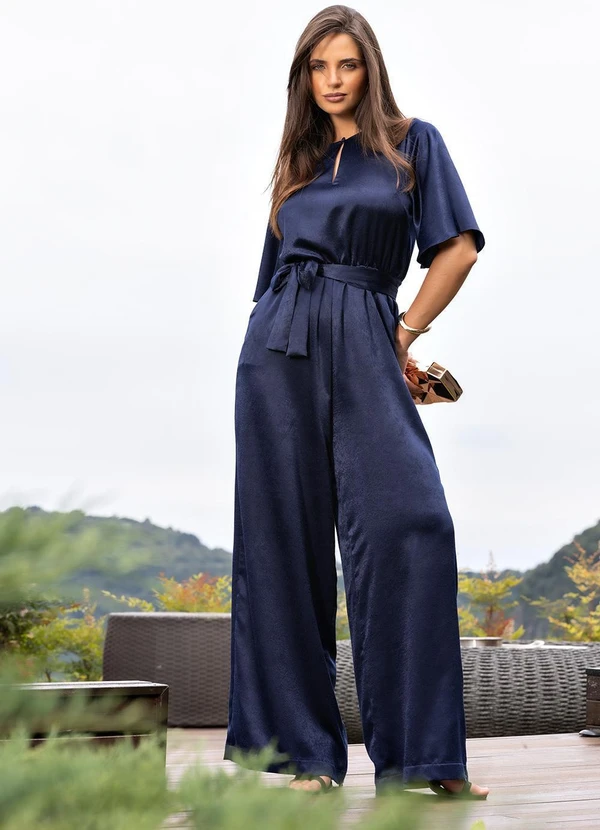 Quintess - Macacão Azul Marinho em Crepe Plano Aveludado 5