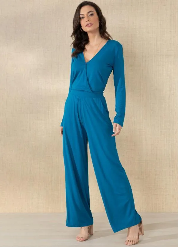 Queima Estoque - Macacão Azul Soltinho com Decote Transpassado 3