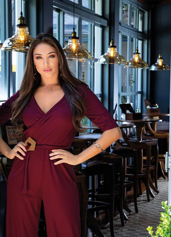 Moda Pop - Macacão Bordô Pantalona com Fivela na Cintura 4