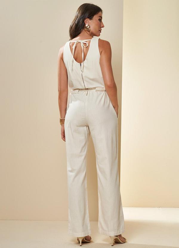 Doce Trama - Macacão Brisa em Sarja Branco 2