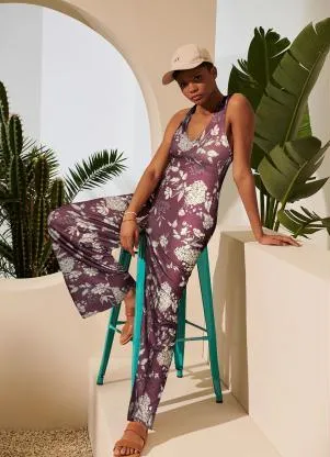 Queima Estoque - Macacão com Amarração no Decote Floral Roxo - QUEIMA ESTOQUE