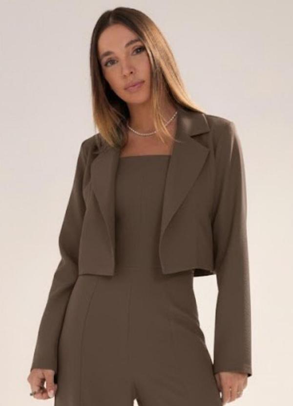 Carlota Costa - Macacao com Blazer Alfaiataria Marrom 1