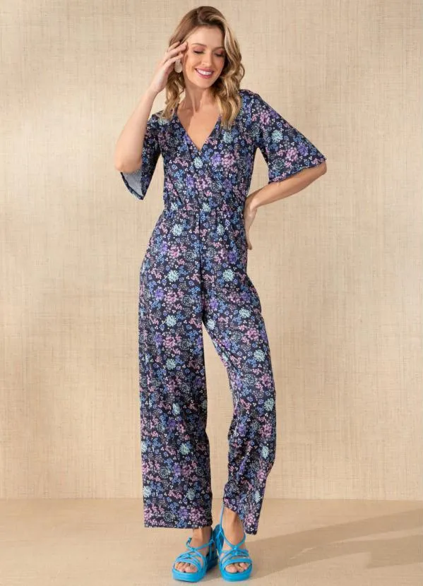 Quintess - Macacão Floral Marinho com Bolsos Funcionais 3